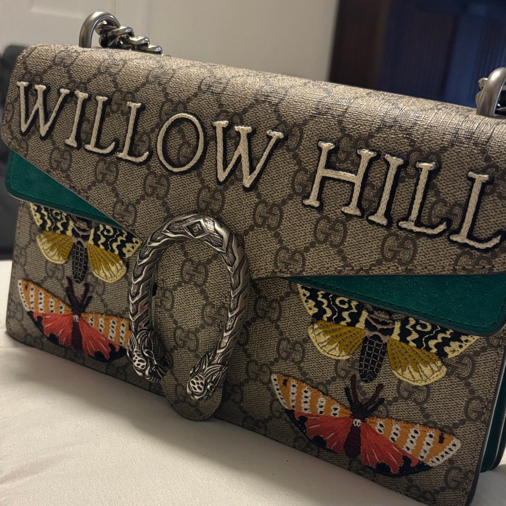 Gucci Authentic Willow Hill Embroidered Dionysus Bag.